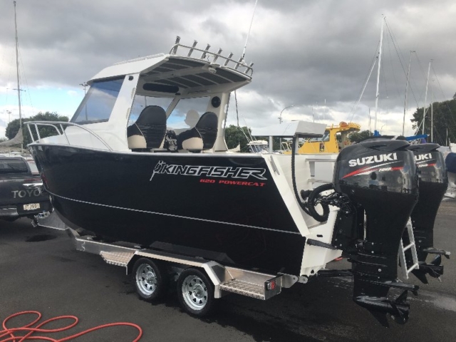 Kingfisher 620 Hardtop Powercat Kingfisher 620 HT Powercat