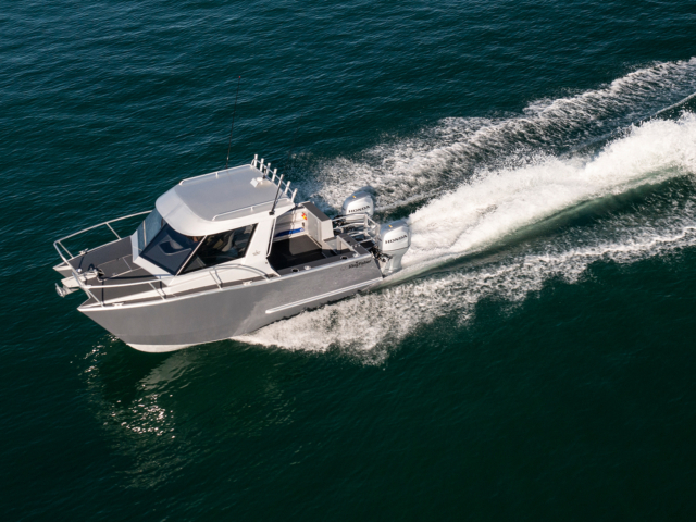 Kingfisher 620 Hardtop Powercat