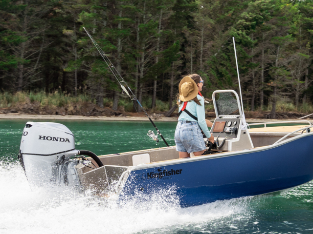 450 Powercat Side Console