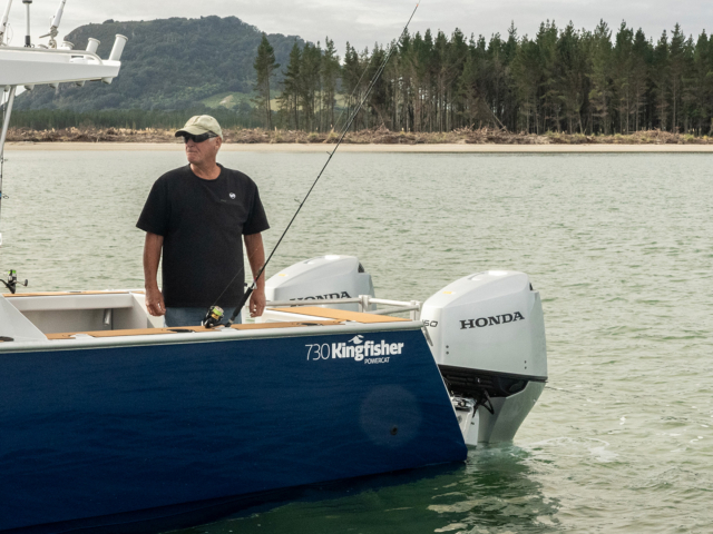 Kingfisher 730 Powercat – 6 730 Powercat