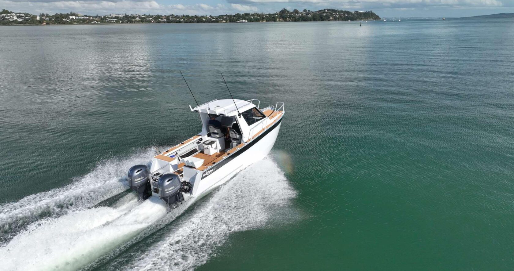 670 Power Catamaran